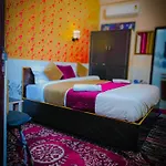Hotel The Crown Amer