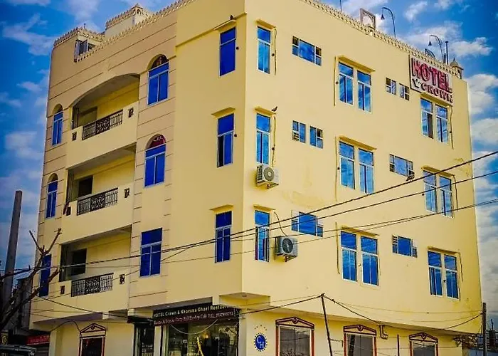 Hotel The Crown Amer
